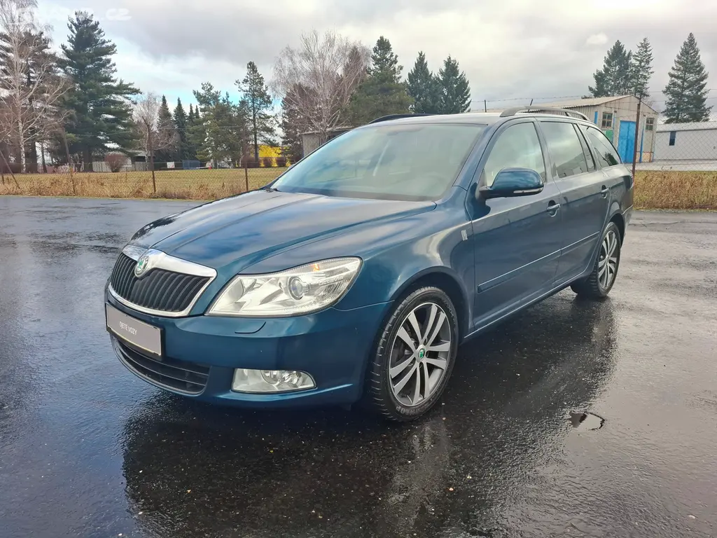 Škoda Octavia II kombi 1.2TSi 77kW,xenony,rozvody
